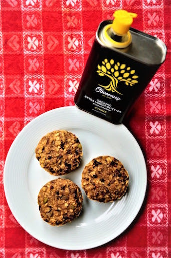 Vegan Organic Tipsy Banana & Chocolate Nibs Oatmeal Cups